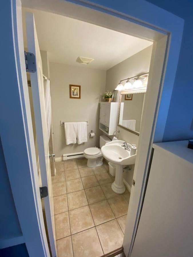 Guest Suites On Benvenuto Brentwood Bay المظهر الخارجي الصورة