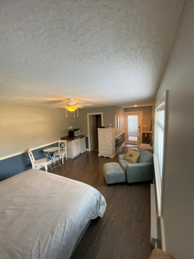 Guest Suites On Benvenuto Brentwood Bay المظهر الخارجي الصورة