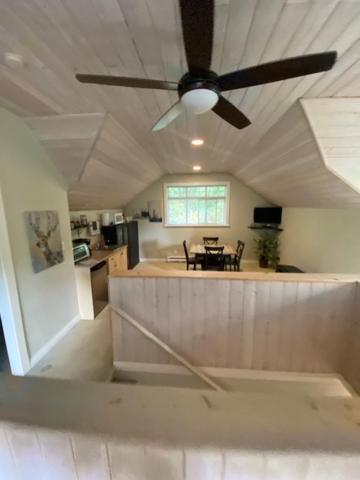 Guest Suites On Benvenuto Brentwood Bay المظهر الخارجي الصورة